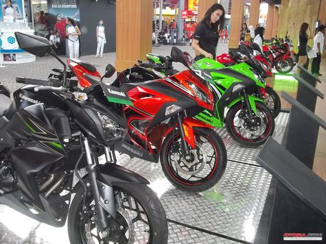 Sepeda Motor  yang Beredar di  Indonesia Tembus 100  Juta  