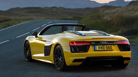 Beginilah Rasanya Mengendarai Audi R8 V10 Spyder Otosia.com