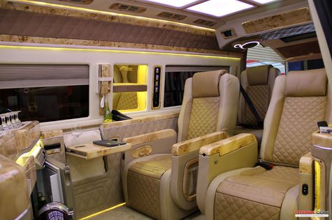 Kin's Auto Design Menyulap Interior MPV Layaknya VIP 