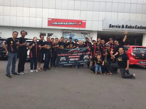 Image result for TAC Pantura Bagi-bagi 'Rejeki' ke PKL dan Anak Yatim