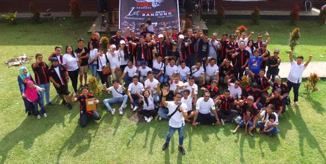 Image result for Deklarasi TAC Manado Bagi-bagi Sembako