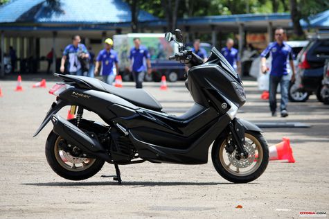  Perbandingan  NMax  dan  PCX  Simak Kata Yamaha  dan  Honda  