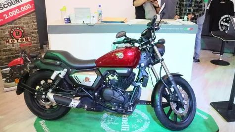 Benelli Motobi 200 Evo Hitam