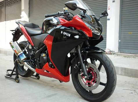 8 Part Modifikasi  Honda CBR250R Tampil Super Sweet 