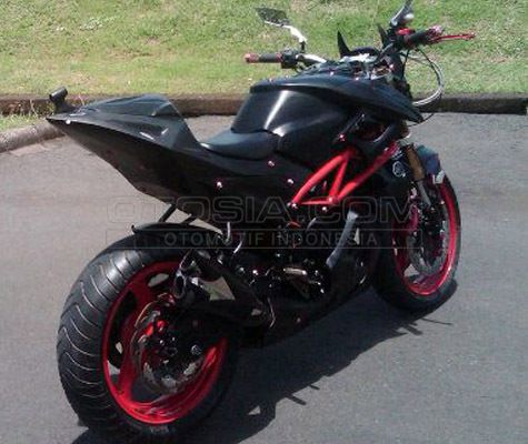 7 Bagian Modifikasi Jadikan Yamaha Byson Model Batman 