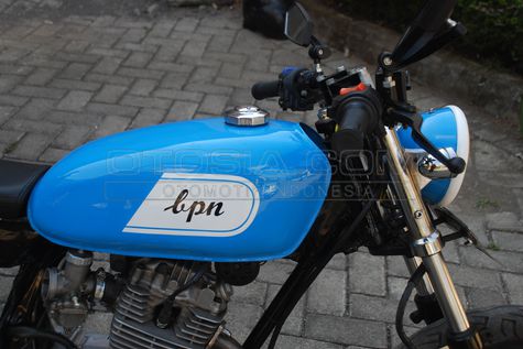 10 Detail Modif Honda GL125 Deus Si 'Vanilla Blue 