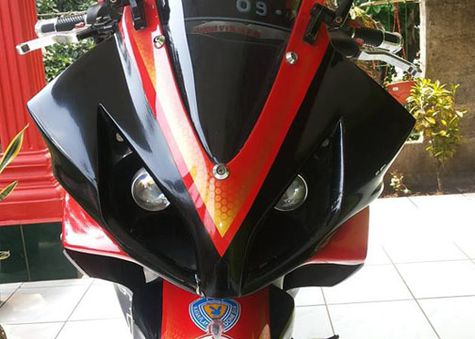 Custom Sport Yamaha Vixion R125 Berbalut Semangat Che 