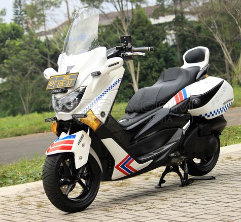 Yamaha N-Max Modifikasi Motor Polisi  Otosia.com