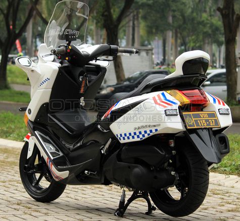 Yamaha N-Max Modifikasi Motor Polisi  Otosia.com