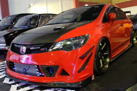 18 Sedan Paling Hot di HIN Surabaya 2013  Otosia.com