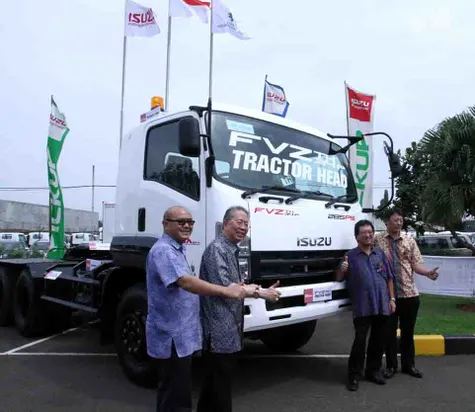 Isuzu GIGA FVZ 34P Tractor Head