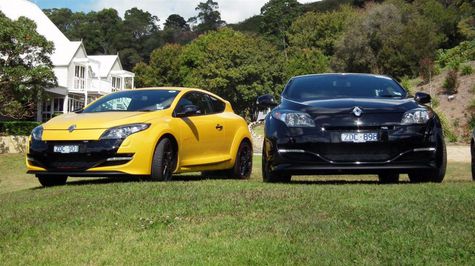 Renault Megane RS 265 Eksotis dan Powerful Otosia.com