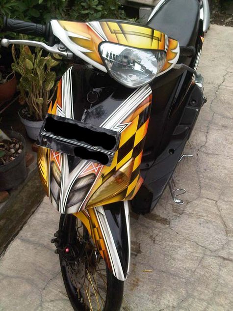 Modifikasi Yamaha Mio Airbrush Tampil Simpel Elegan Otosia Com