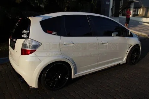 10 Sisi Hot Modifikasi Honda Jazz Putih Porsckit  Otosia.com