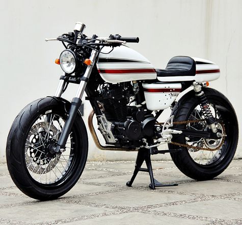 Si Tigi pun Jadi Korban Cafe Racer  Otosia.com