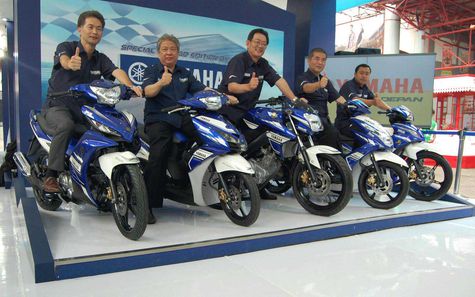 Lima Motor Yamaha Pakai Desain MotoGP Livery  Otosia.com