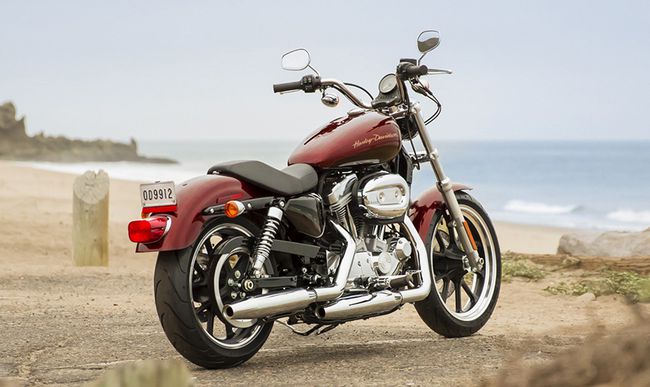 Dua moge  Harley Davidson terbaru resmi  mengaspal merdeka com