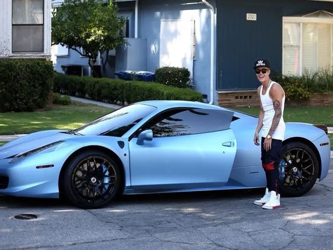 bieber ganti bugatti veyron 1ef5f9