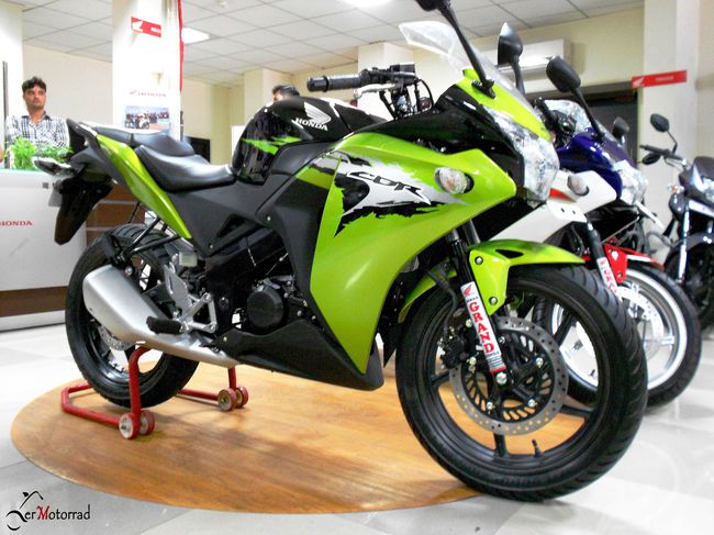 Honda CBR150R lokal mengaspal Oktober 2014?  merdeka.com