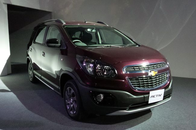  Chevrolet  Spin  Activ Hanya Untuk Mesin  Bensin 1 5L 