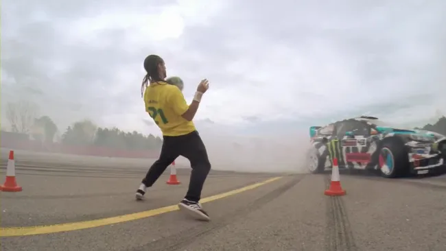 adu skill neymar jr lawan ken block 2b23cd