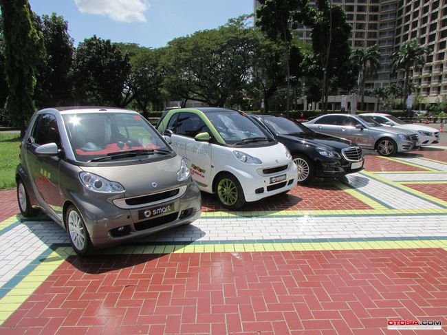 tawarkan test drive di senayan 1c74f8