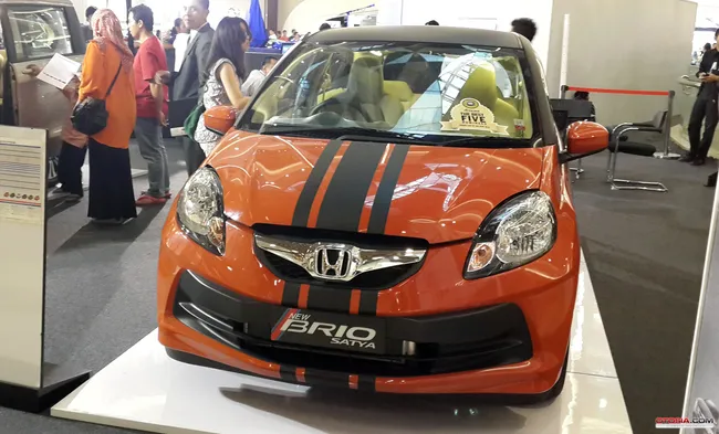 canggih masyarakat ingin memiliki mobil lcgc ini c4e20d