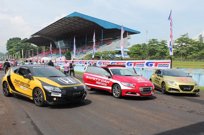 z kembali dipercaya sebagai official car di sirkuit sentul ee7207