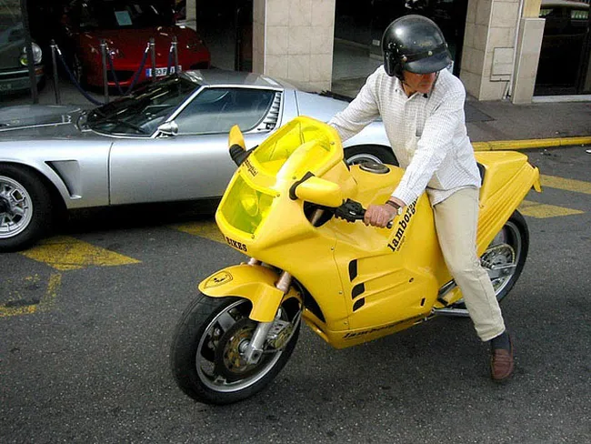 rancang motor superbike b38833
