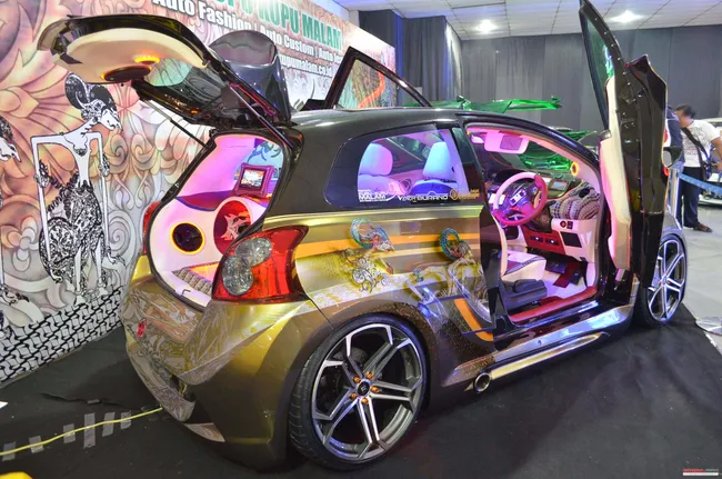 kings of hin jogjakarta 2014 71ba1a.JPG