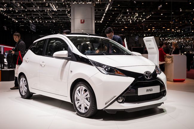  toyota aygo dijual mulai rp