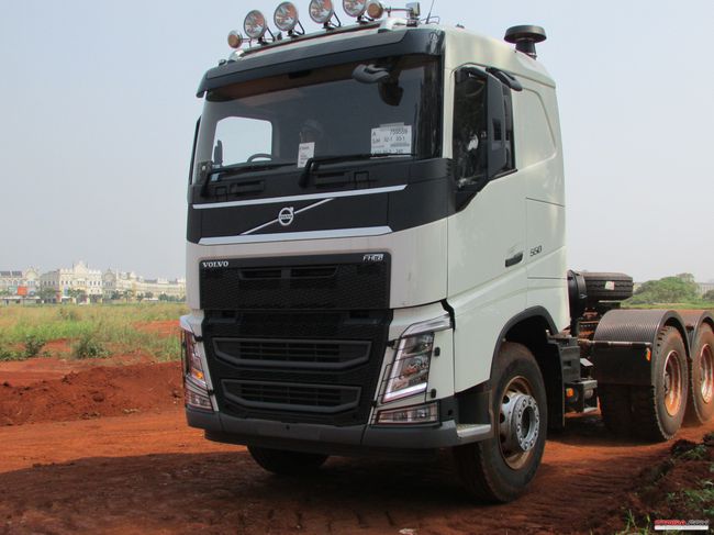  Volvo  truck  mulai lirik pasar transportasi on road 