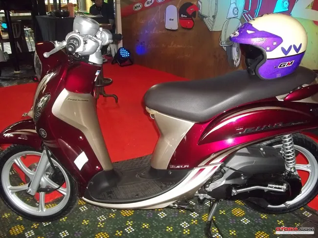  helm untuk bikers penyuka style klasik 4e7886