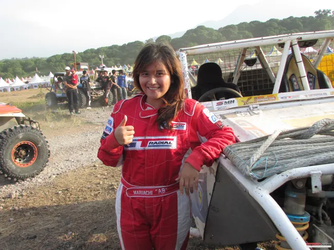 si manis penggemar offroad f6c2a1