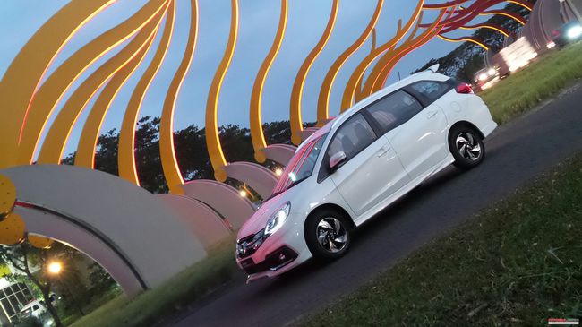 freed beralih ke mobilio rs f900ff