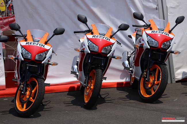 FDR Blaze jadi ban resmi balapan Honda CBR150R | merdeka.com