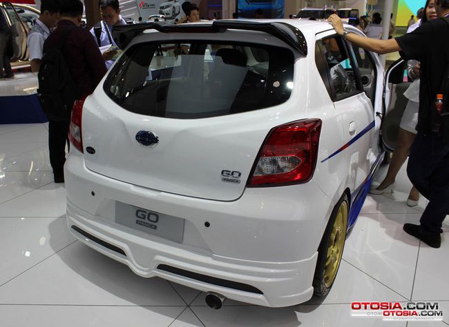 Mau modifikasi Datsun 'sporty' seperti di IIMS ini 