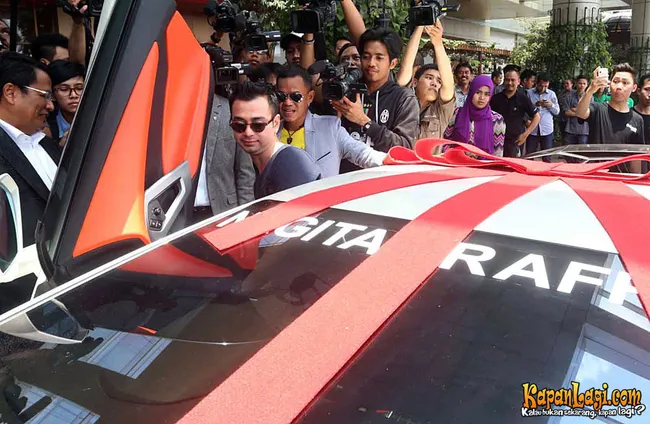 Lamborghini jadi kado pernikahan termewah Raffi Ahmad 