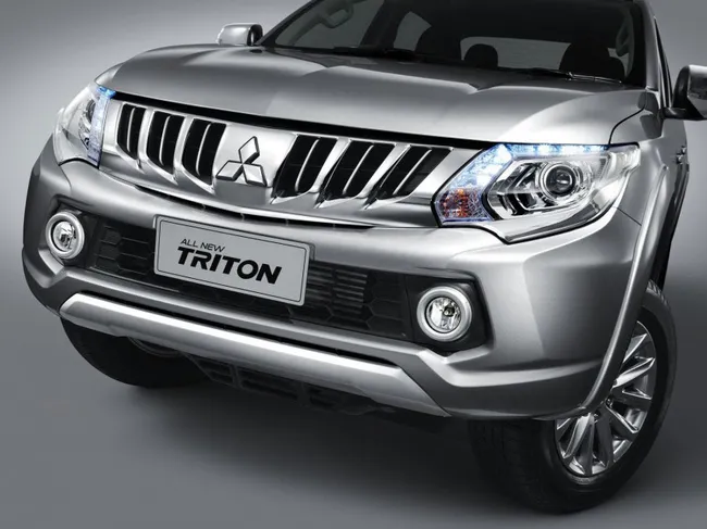 strada triton 2015 dinilai kurang macho 142f90