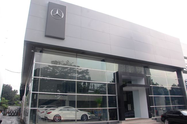  mercedes benz tambah dealer di jakarta 09ef38