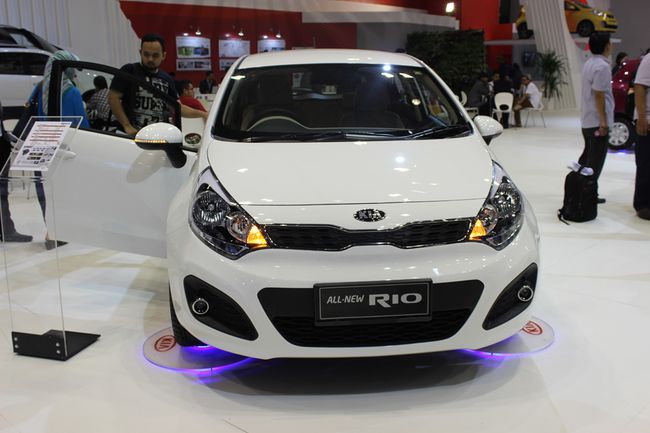 hatchback turun penjualan kia rio justru naik 8 persen 3ab725