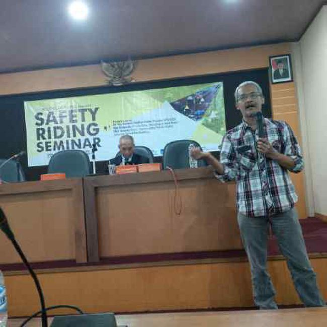 produsen motor wajib sosialisasi safety riding 40d2aa