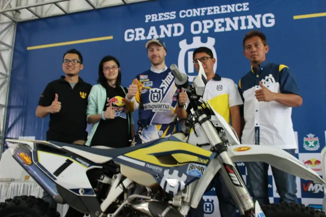 jawa timur husqvarna buka dealer di malang a84c1c
