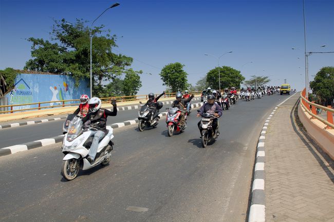 semarakkan the 4th anniversary honda pcx club indonesia 207379