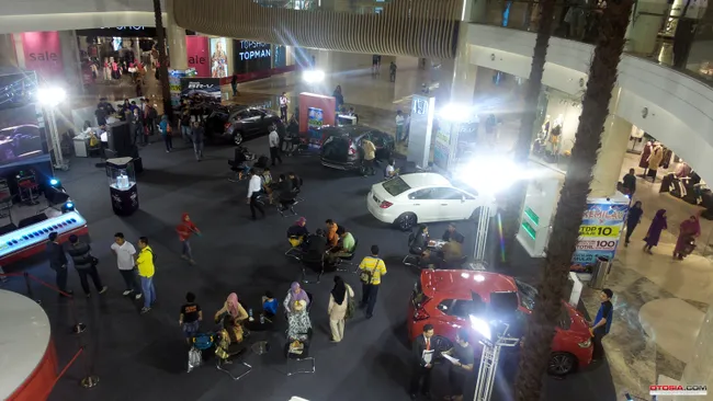 mobil honda bisa dikredit selama 8 tahun e6843a