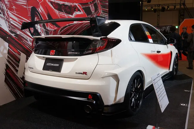 type r bergaya mugen makin sangar af42dc