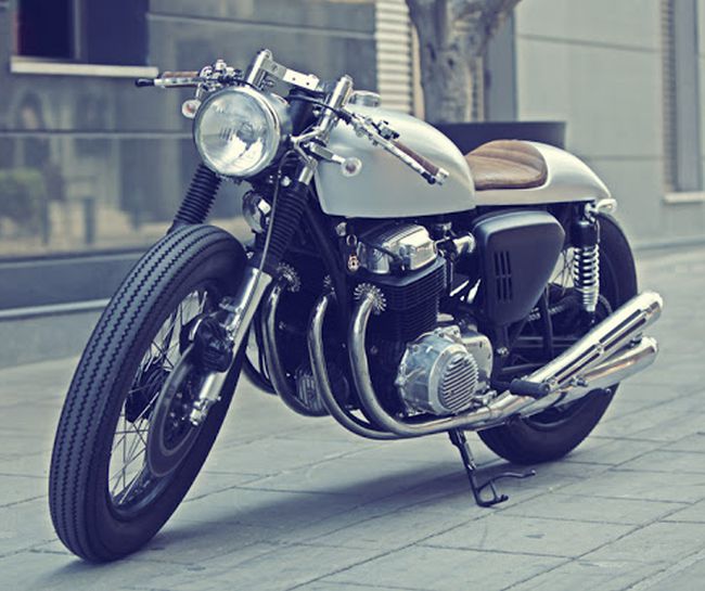 Kustom Honda CB750 cafe  racer  Elgato merdeka com