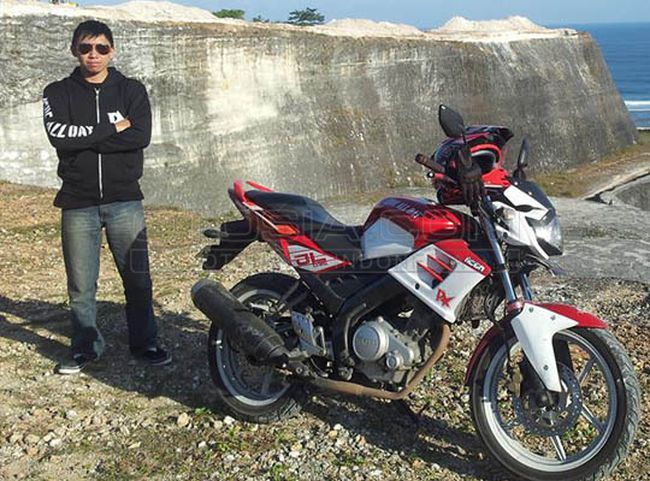 Modifikasi Yamaha Vixion  Naked Sports merdeka com