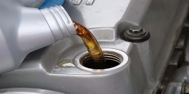Lima Hal Ini Bisa Buat Oli Motor Cepat Habis Otosia Com