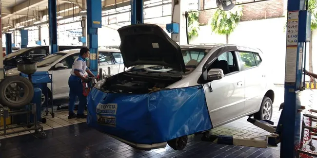 Punya Produk Kembar Bisakah Daihatsu Servis Di Bengkel Resmi Toyota Otosia Com